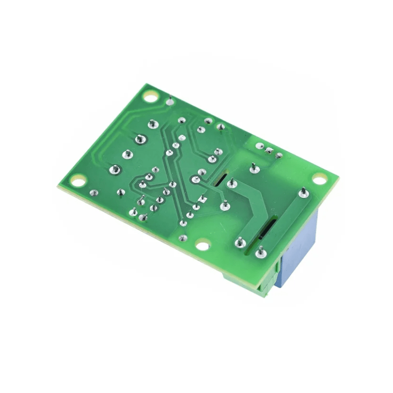 ماژول کنترل شارژ باتری 12 ولت مدل XH-M601